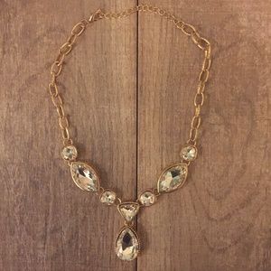 NWOT!! Statement Necklace